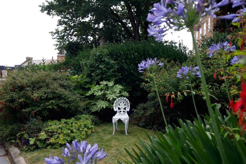 Stunning 2 Bedroom Flat 8Min Walk From The Beach Hove Exteriér fotografie