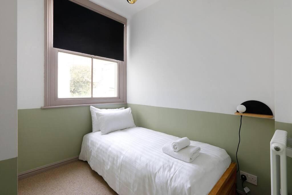 Stunning 2 Bedroom Flat 8Min Walk From The Beach Hove Exteriér fotografie